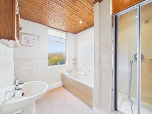 Photo 18- click for photo gallery